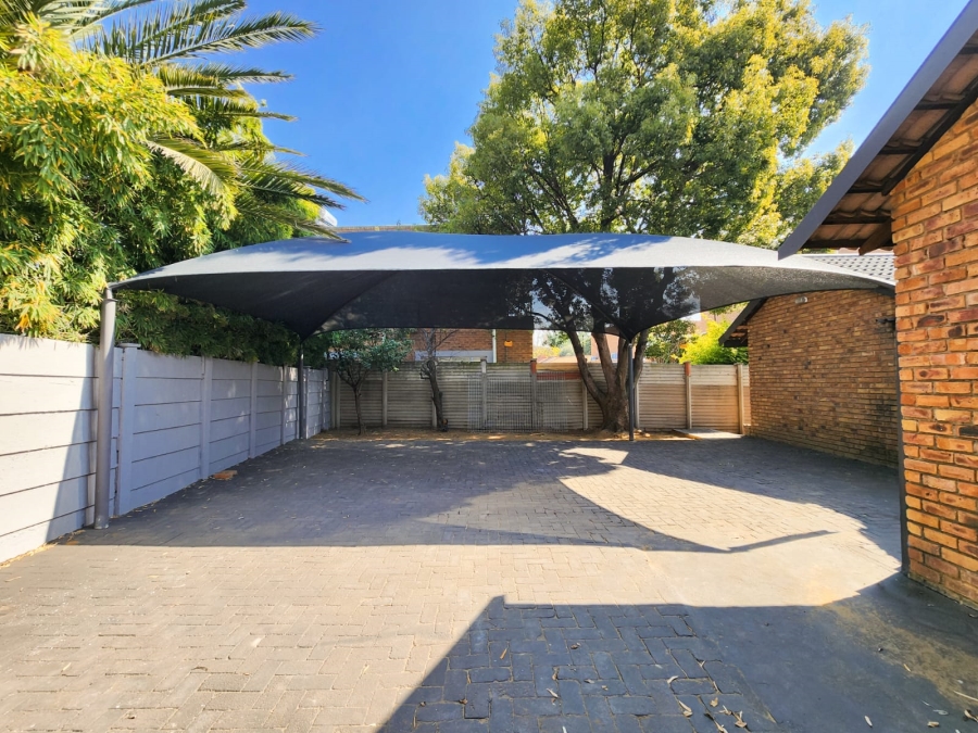 3 Bedroom Property for Sale in Vaalpark Free State